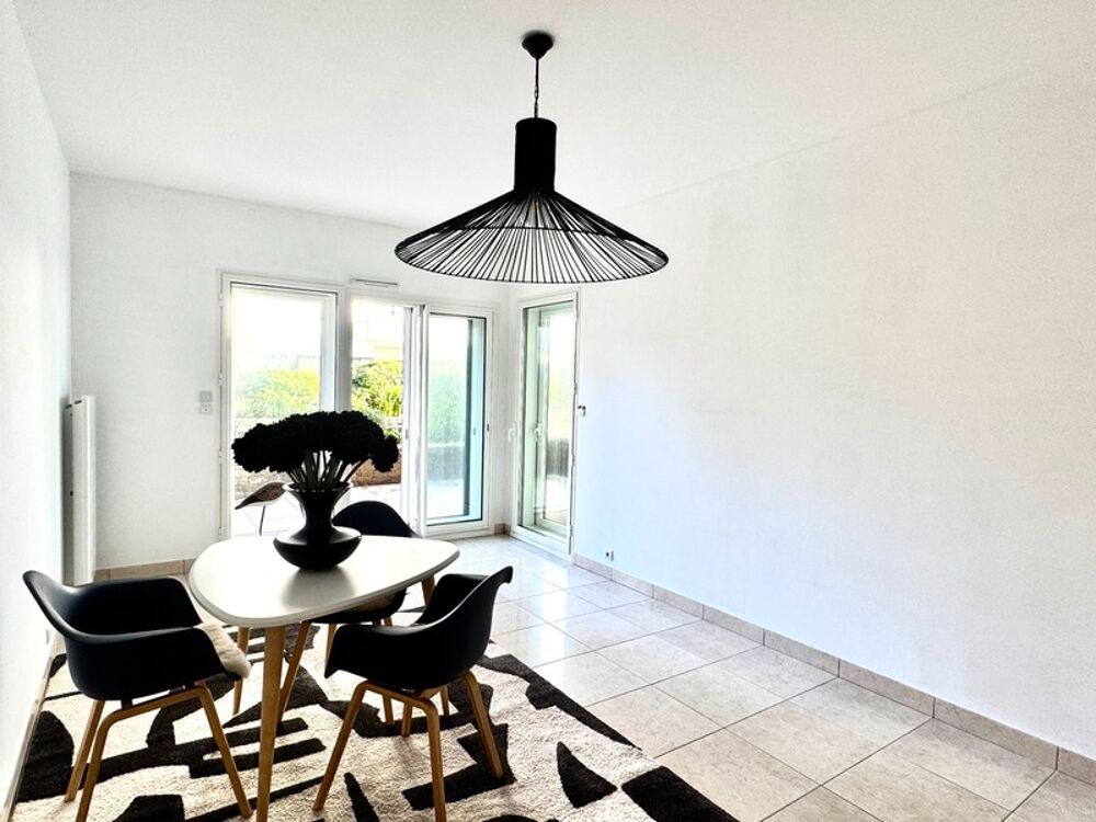 Vente Appartement LA BAULE HYPER CENTRE-APPARTEMENT DE 44M2-TERRASSE DE 17M2-APERÇU MER-GARAGE-CAVE-TOUT À PIED La baule escoublac