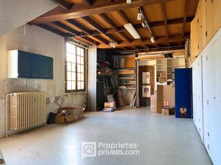  Immeuble à vendre 10 pièces 365 m²