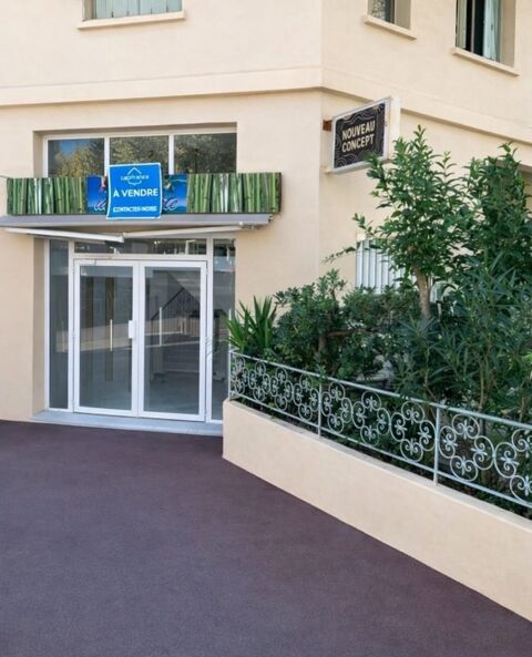 Local/bureau &agrave; vendre proche de Antibes, Provence-Alpes-C&ocirc;te d'Azur, France (06) 481500 06160 Antibes provence alpes cote d azur france