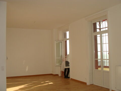  Appartement  louer 3 pices 105 m