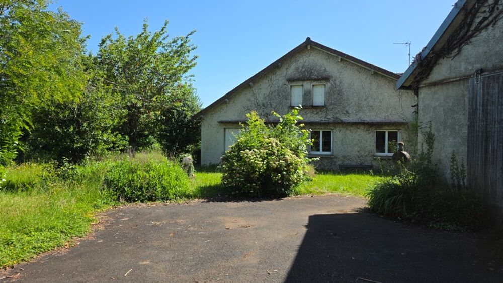 Maison 12 pièces 200 m² · à Mauriac · 200 m² · 212 000 €