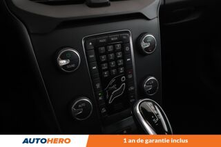 V40 2.0 D2 Momentum Business Geartronic 6 120 ch 2016 occasion 92130 Issy-les-Moulineaux