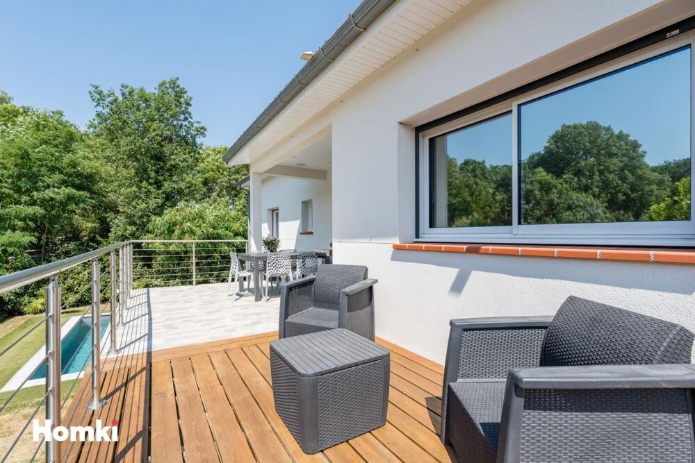 Vente Maison Maison/Villa T6 de 155 m² à Saint-Clar-de-Rivière 31600,  Rue des Poiriers Saint clar de riviere