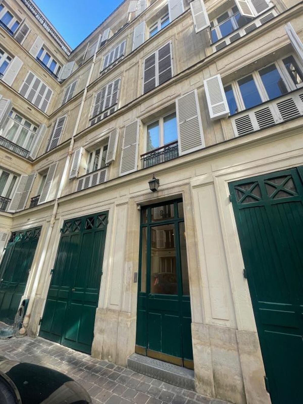 Vente Appartement - Studio + Chambre de service - Triangle d'Or Paris 8