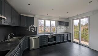  Maison � vendre 7 pi�ces 180 m�