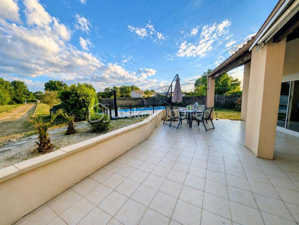 Maison familiale 159 m²  Jardin 2030m2  Climatisation, Piscine, calme absolu
