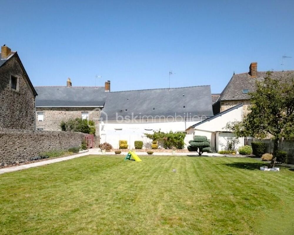 MAISON DE BOURG - PLAIN-PIED DE 89 M² - 2 CHAMBRES - LA GRAVELLE (53410)
