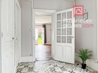  Propriété/château à vendre 8 pièces 173 m²