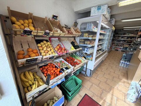 FONDS DE COMMERCE AVEC APPARTEMENT AXE PASSANT 235000 83270 Saint cyr sur mer