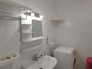  Appartement à louer 3 pièces 75 m²