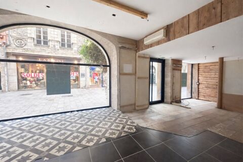 &Agrave; louer : Local commercial d'exception au c�ur de Chalon-sur-Sa&ocirc;ne ! 2185 71100 Chalon sur saone