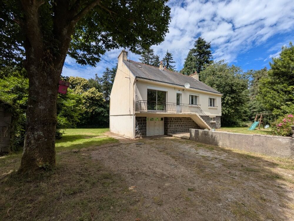 LIGNOL en campage au calme maison en rez de chaussée surélevé de 98m² environ 6 pièces parcelle de 2425m² environ avec dépendanc