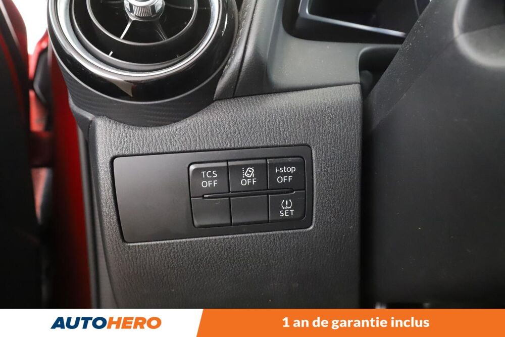 Cx-3 2.0 Skyactiv-G Selection 4WD 150 ch 2017 occasion 92130 Issy-les-Moulineaux