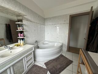  Maison à vendre 7 pièces 249 m²
