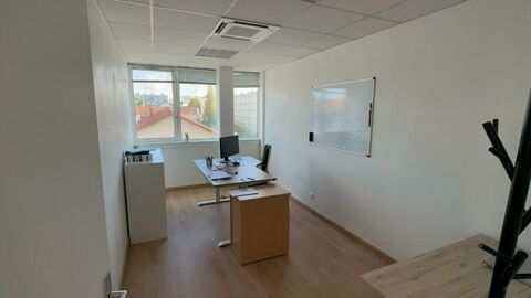   A LOUER - BUREAUX 