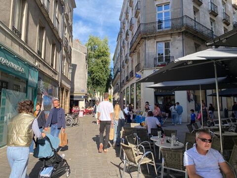   44000 NANTES - LOCAL COMMERCIAL A CEDER - GRANDE VITRINE 