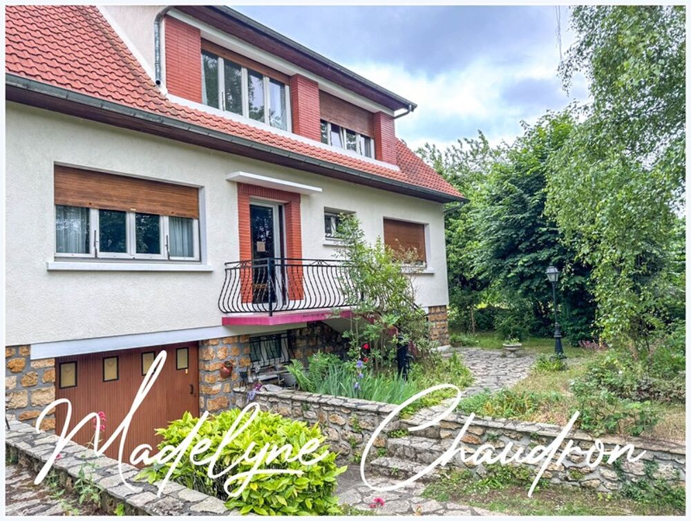 A vendre - maison 200m² à fort potentiel - 8 pièces - SAINT VRAIN (91)