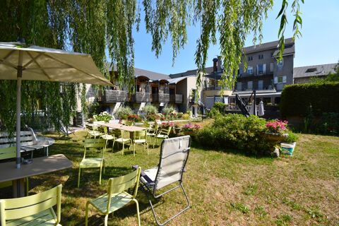 Murs et Fond H&ocirc;tel Restaurant Haute-Loire 1920000 43190 Tence
