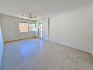 Vente Appartement St Roch - T2 dernier étage, loggia, vue dégagée, ascenseur, pkg possible Toulon