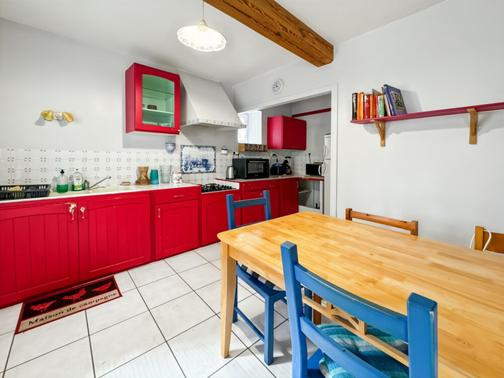 Maison de village - à vendre 7 pièces proche de LA CLAYETTE (71) - 185 m² - terrain 1235 m²