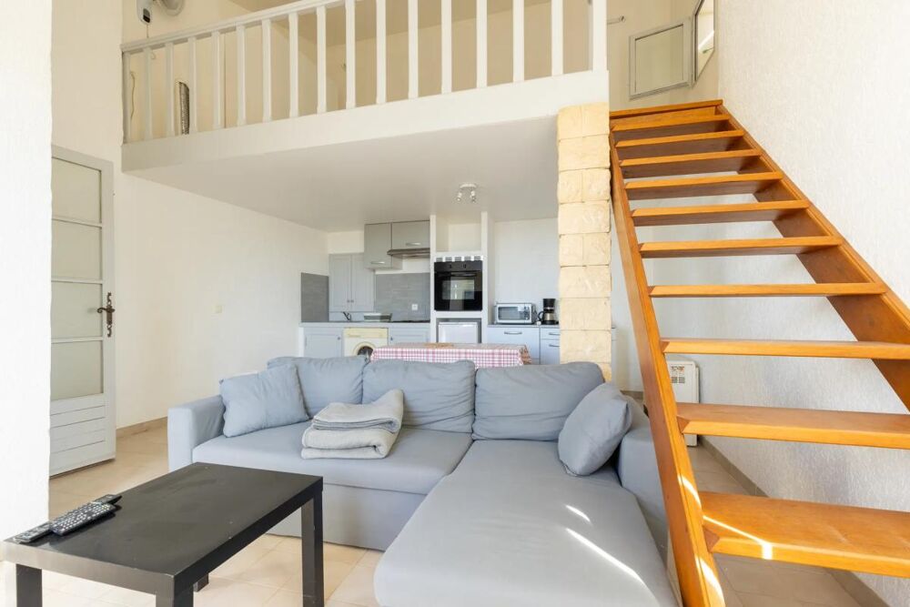 Maison de 5 pièces de 102 m² + studio de 40m2 à Saint-Saturnin-lès-Apt