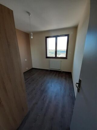  Appartement à louer 2 pièces 46 m²