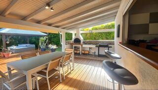  Villa à vendre 7 pièces 177 m²