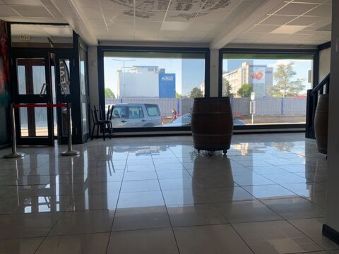 A LOUER - LOCAL COMMERCIAL 2000 21300 Chenove