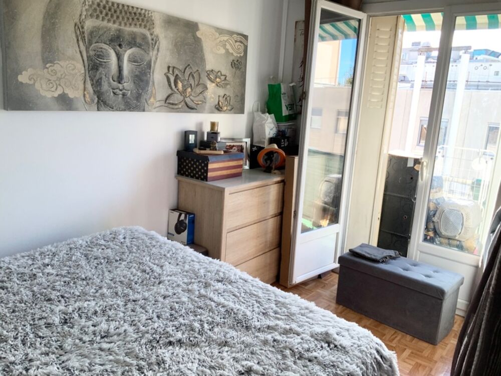 Vente Appartement Dpt Bouches du Rhne (13),  vendre MARSEILLE 5EME ARRONDISSEMENT appartement T3 Marseille 5