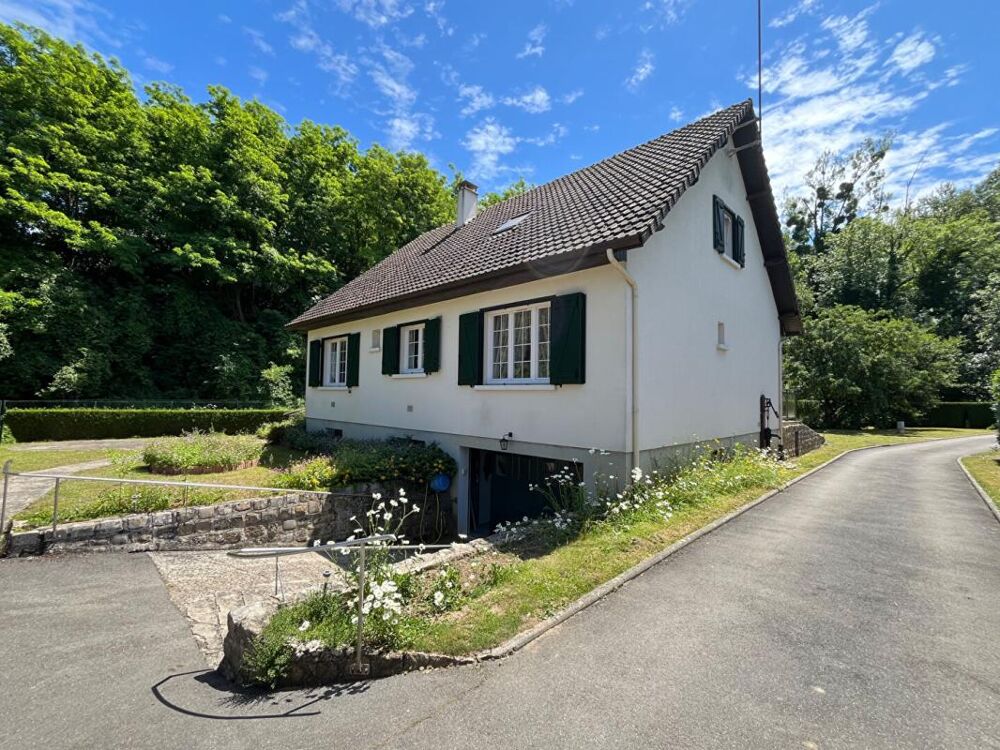 Vente Maison Maison à Noyon 6 pièce(s) 139m²  - Sous-Sol total et jardin Noyon