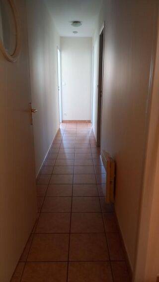 Appartement à louer 3 pièces 69 m²