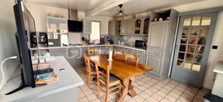  Maison  vendre 8 pices 248 m