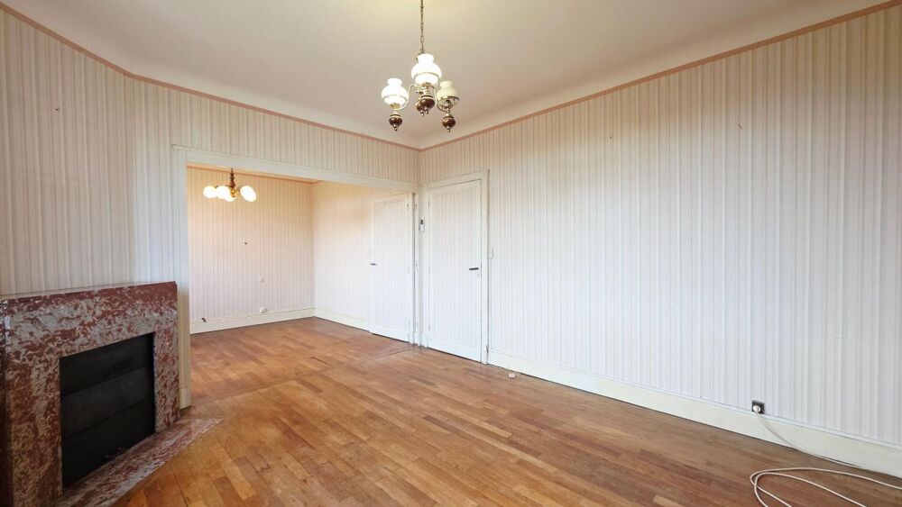 Vente Maison BOURGES MAISON 105M² 4 CHAMBRES GARAGES JARDIN Bourges