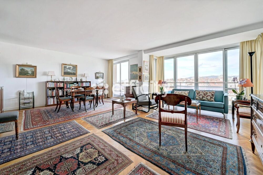 � vendre  Appartement Marseille 6