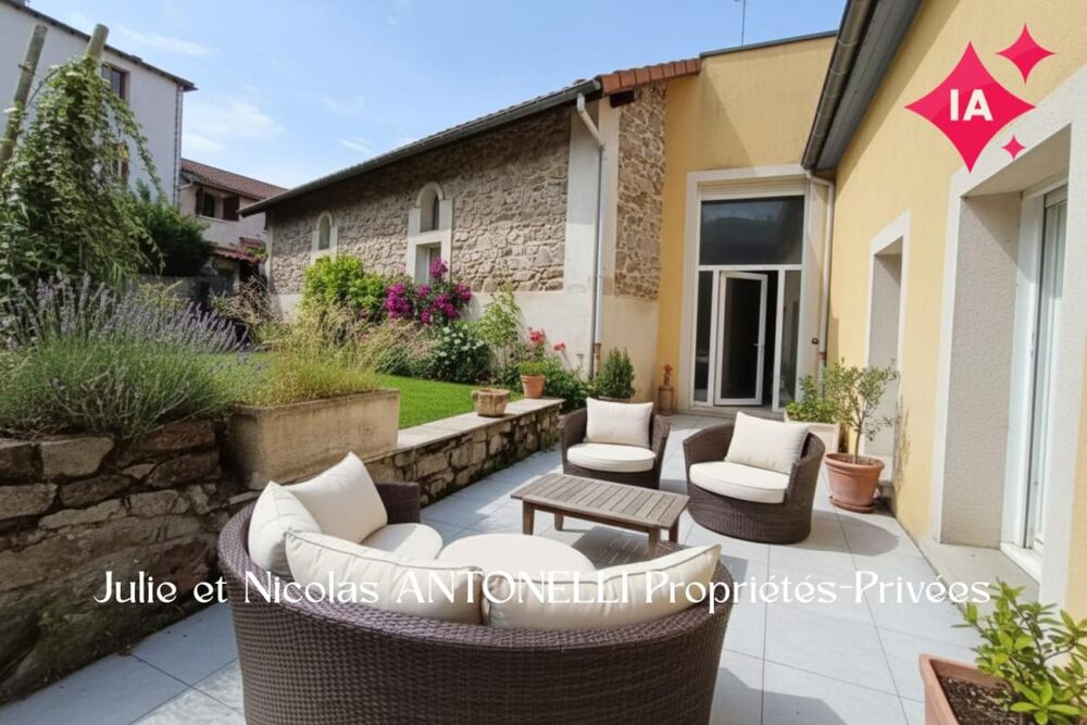 Vente Maison LA FOUILLOUSE (42480) Maison en pierre 212m² habitables 6 chambres garage et jardin La fouillouse