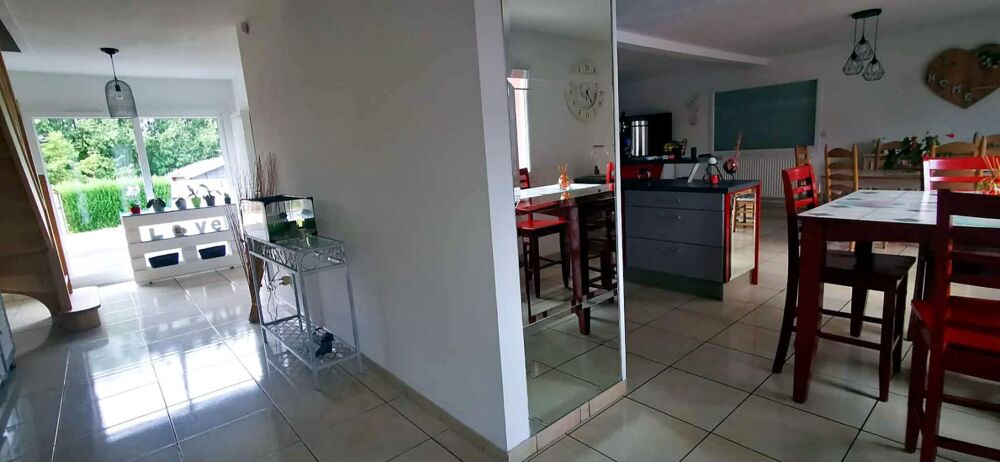 Vente Maison Maison Hesdin 8 pièce(s) 164 m2 Hesdin