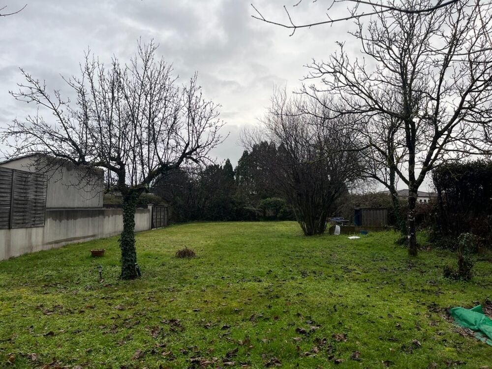 Vente Terrain Terrain constructible de 500 m² à CHATEAUBERNARD (16) Chateaubernard