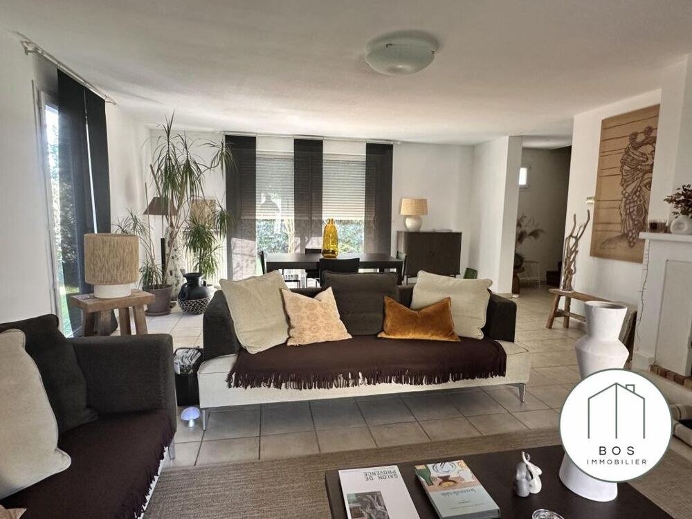 Vente Villa Maison avec jardin dans résidence sécurisée avec piscine Salon de provence