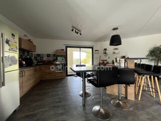  Maison  vendre 9 pices 244 m