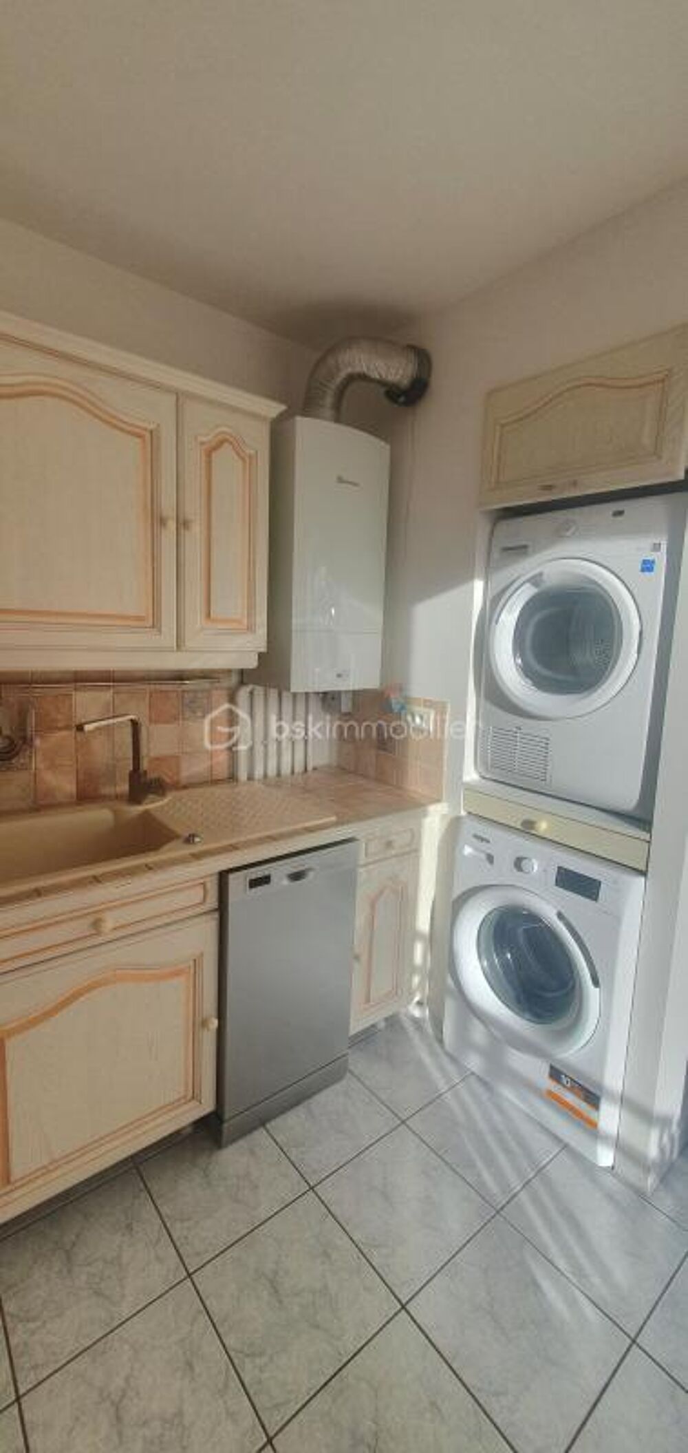 Location Appartement APPARTEMENT 2 PIECES 49M² CENTRE VILLE Saint germain sur morin