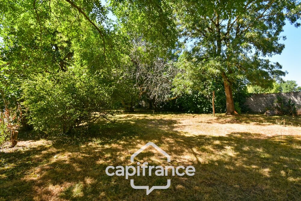 Vente Maison Maison à vendre 4 pièces PAILLE (17) sur 650 m² de jardin avec garage Paille