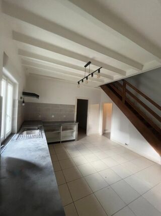  Propriété/château à vendre 5 pièces 372 m²