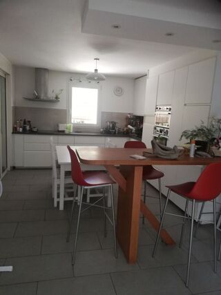  Appartement à louer 1 pièce 25 m²