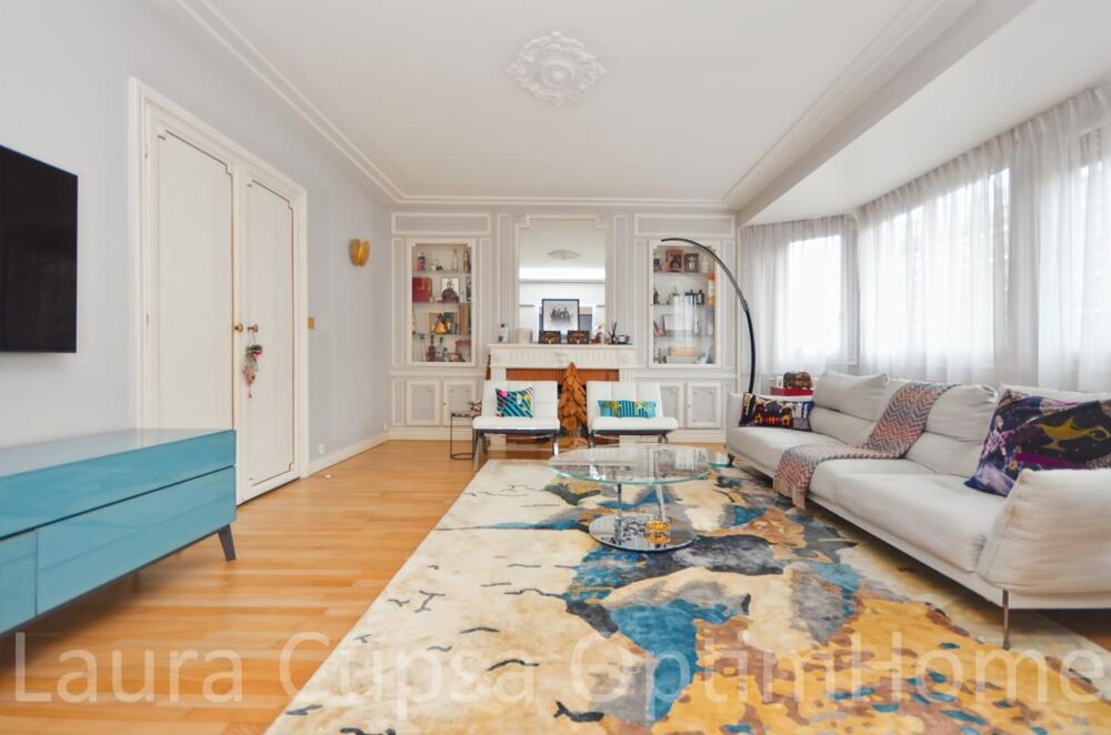 Vente Appartement BOURG LA REINE - 6P - 141,18 M² - PROCHE CENTRE VILLE - DERNIER ETAGE - TERRASSE 130 M² ENV. - CAVE - PARKING Bourg la reine