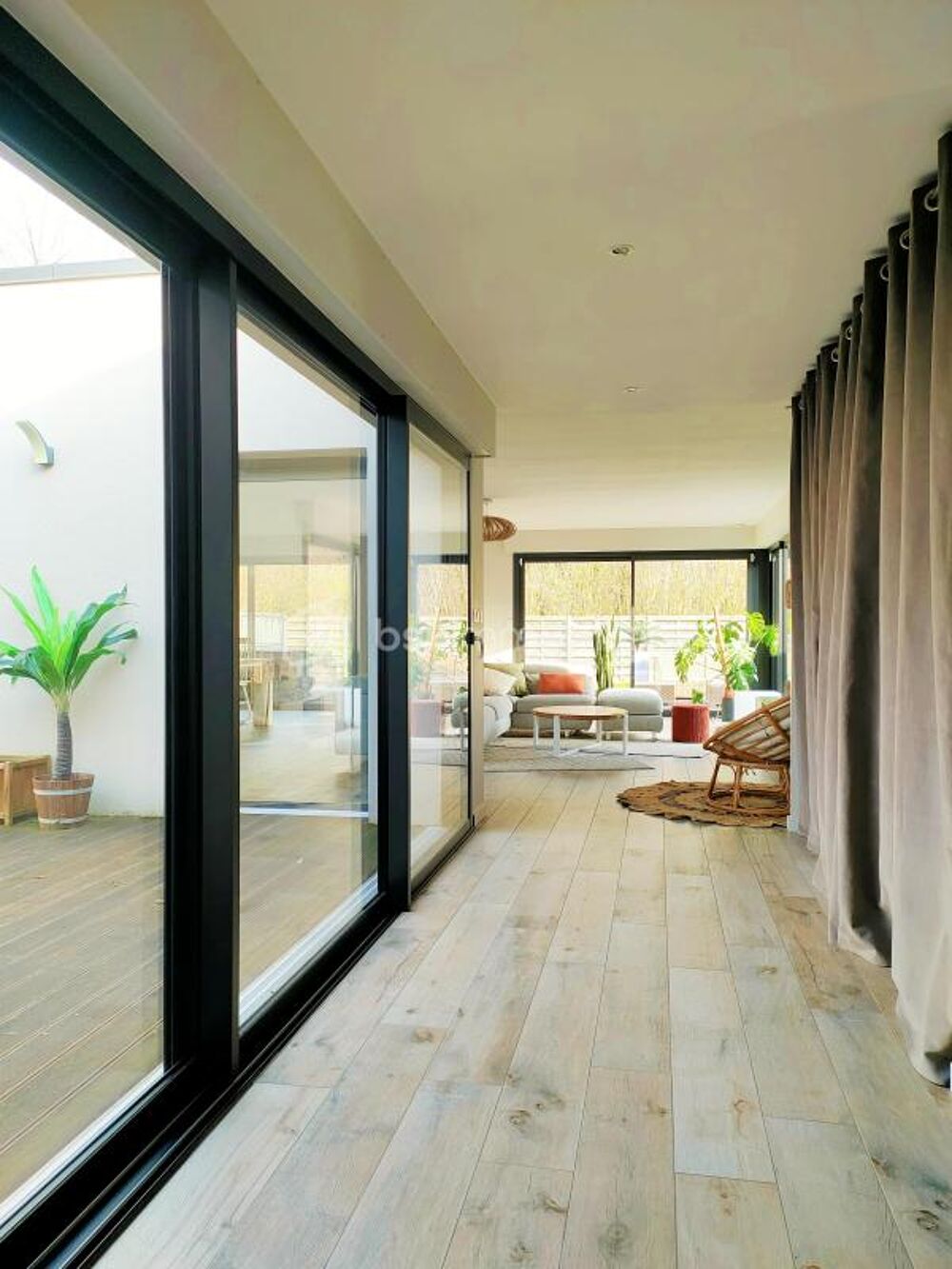 Vente Maison MAGNIFIQUE MAISON INDIVIDUELLE CUBIQUE DE PLAIN-PIED / LUMINEUSE / 4 CHAMBRES / SUITE PARENTALE / PATIO / JARDIN / CARPORT / GAR Annoeullin