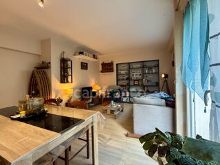 Vente Appartement NIORT – Appartement T4 de 76 m² avec 3 chambres, balcon, parking et cave Niort