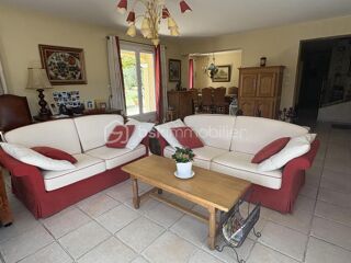  Villa  vendre 7 pices 196 m