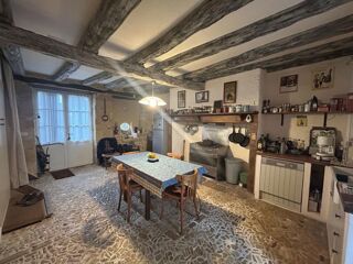  Maison  vendre 7 pices 240 m