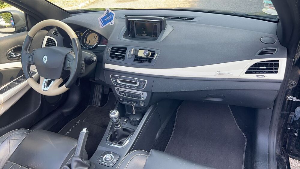 M&eacute;gane Coup&eacute; III 1.6 dCi Energy 130 Floride - Toit ouvrant 2013 occasion 88000 Epinal