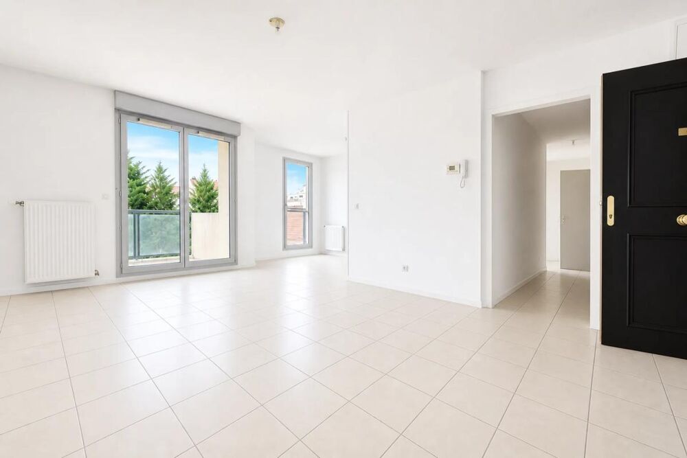 Appartement de T3 - 66m2- Balcon - Box sous sol - Vendu Loué